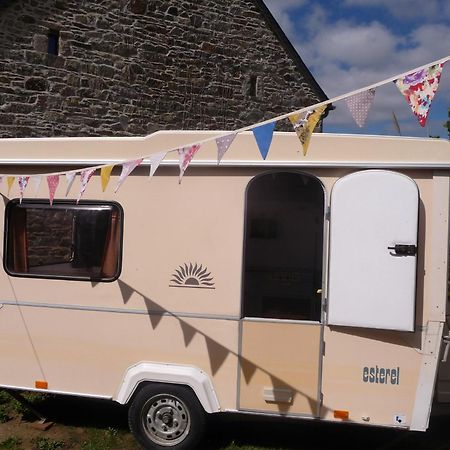 Bretagne Vintage Suite & Caravan: Rustic Glamping Experience Pleumeur-Gautier Exterior photo