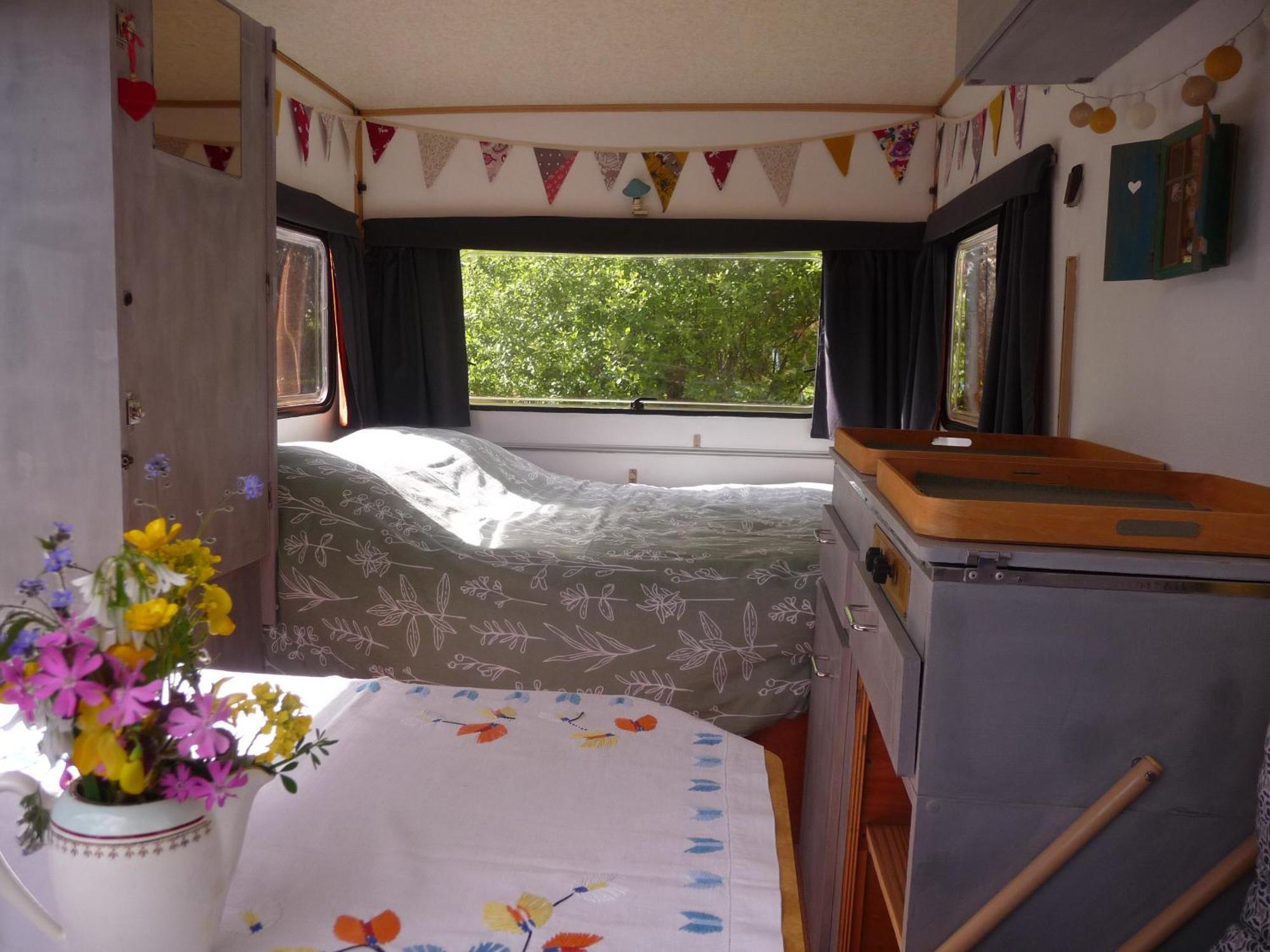 Bretagne Vintage Suite & Caravan: Rustic Glamping Experience Pleumeur-Gautier Exterior photo